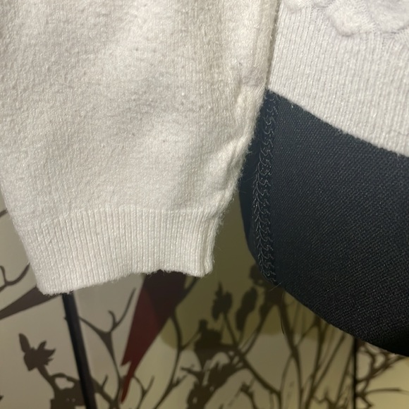 BUFFALO David Bitton Size Small White Long Sleeve with Beautiful Design $15 - Picture 7 of 12